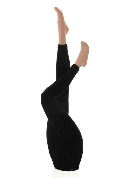 Cozykarma - Soft lining inside of leggings creates the optimum temperature  for the body. 0.52 TOG #topsox #sockshopmalta #heatholders  #heatholdersmalta #makinglifewarmer #ladiesleggings #footlesstights